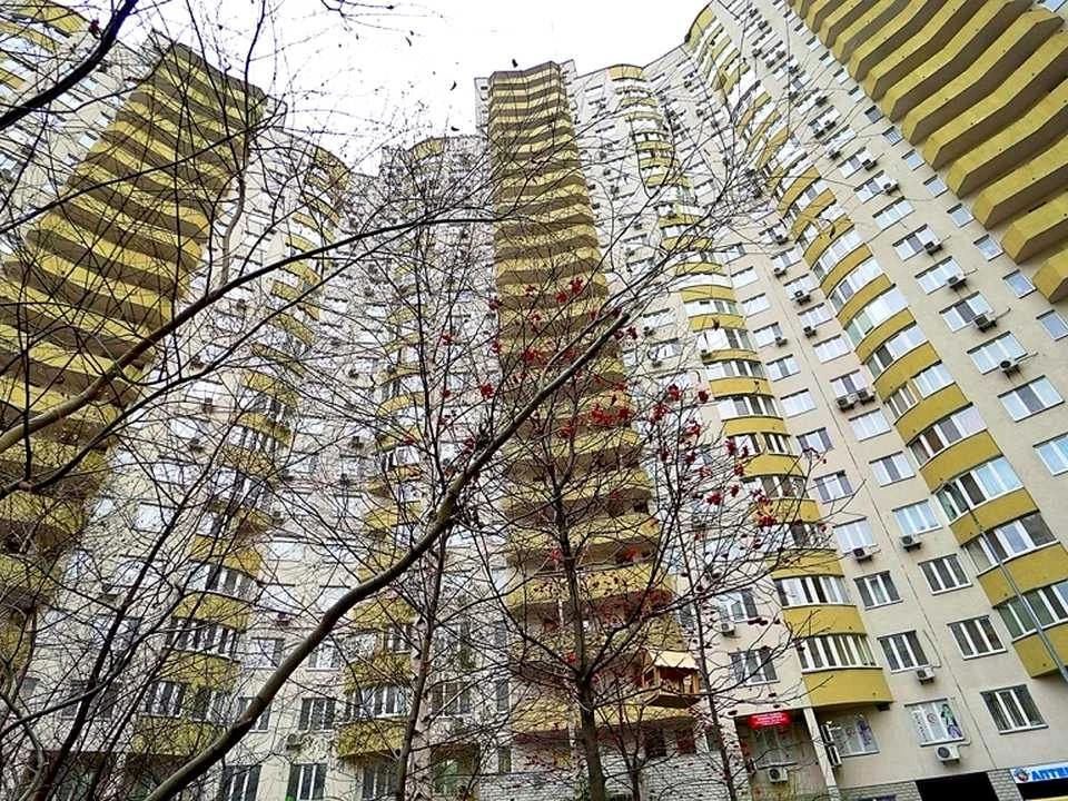 Квартира. Київ, Дніпровська набережна вул.