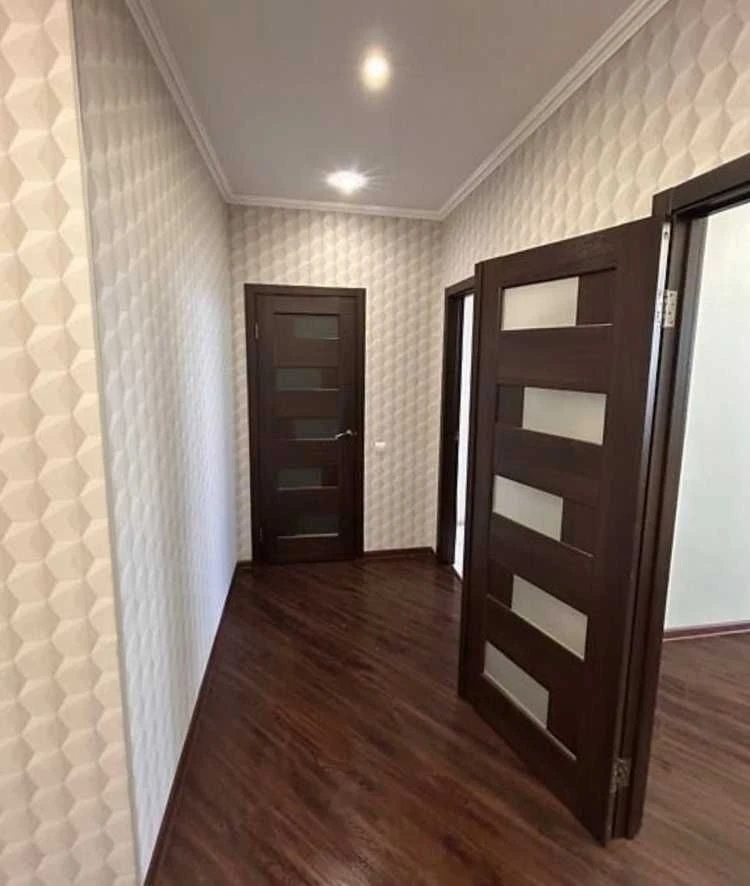 3-кімнатна квартира на Балківській, біля парку baz-01