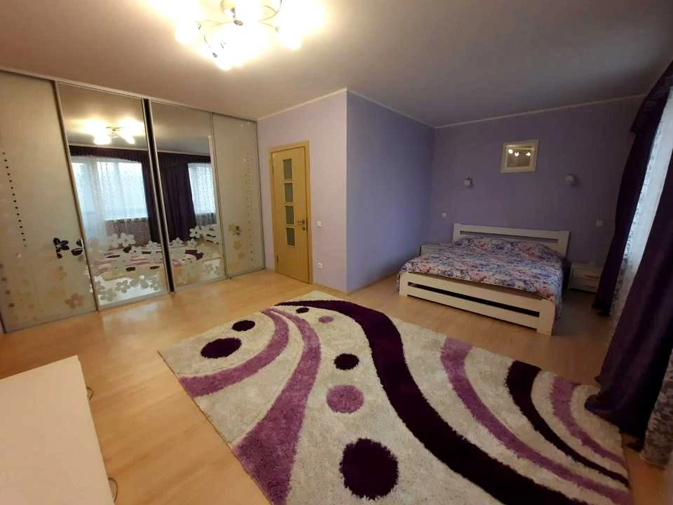 Apartment. Дніpro, Nila Armstronga Street