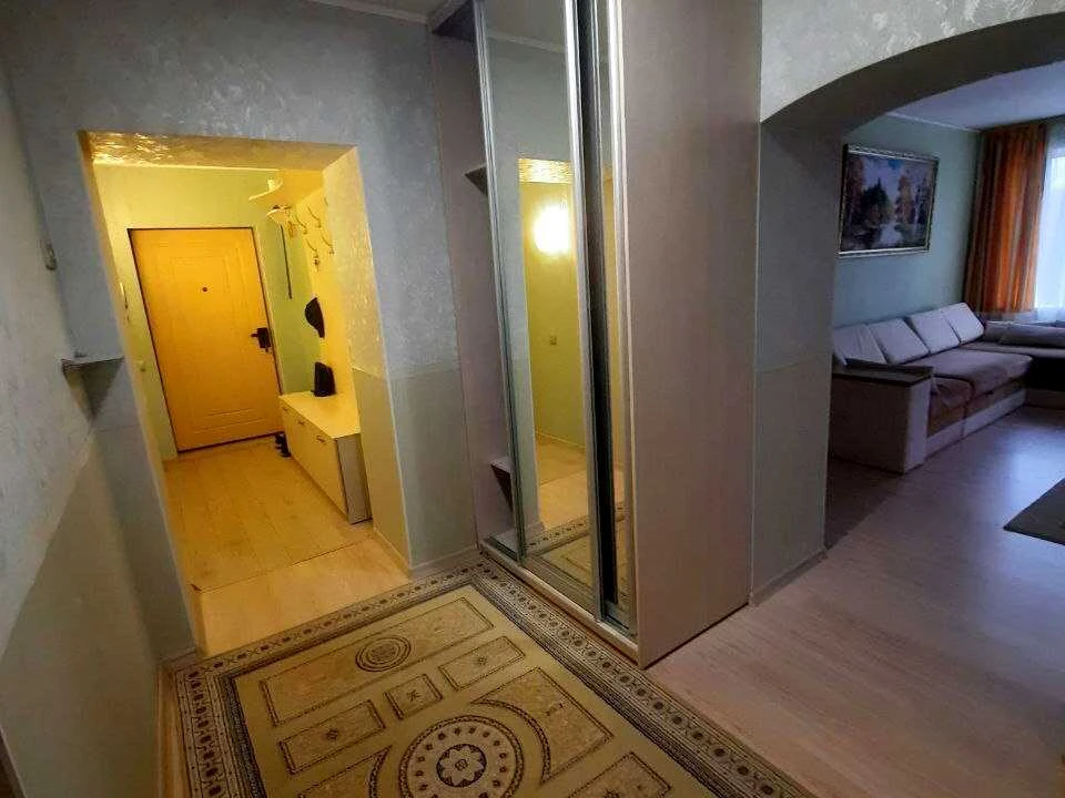 Apartment. Дніpro, Nila Armstronga Street