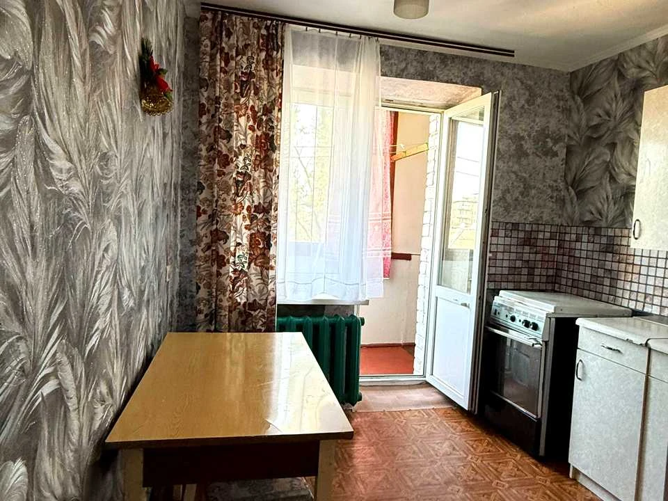 Квартира. Київ, Ушинського вул.