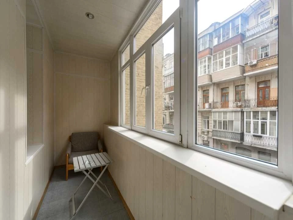 Apartment. Basin Avenue, Kyiv