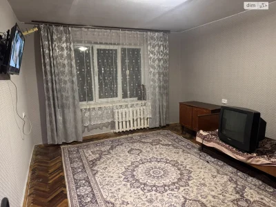 Довгострокова оренда квартири "Вишенька"