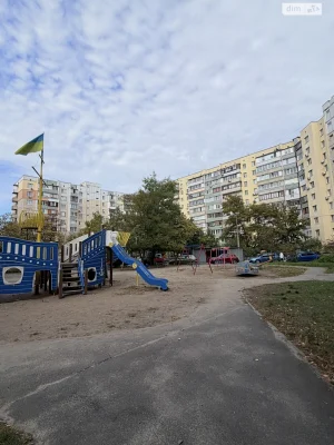 Довгострокова Оренда Квартири Троєщина