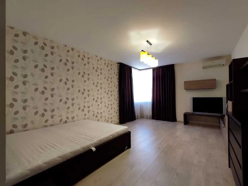 Квартира. Киев, улица Елизаветы Чавдар