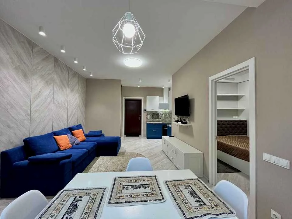 Apartment. Shvokhovichna Street, Kyiv