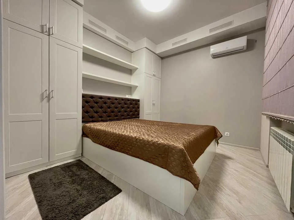 Apartment. Shvokhovichna Street, Kyiv