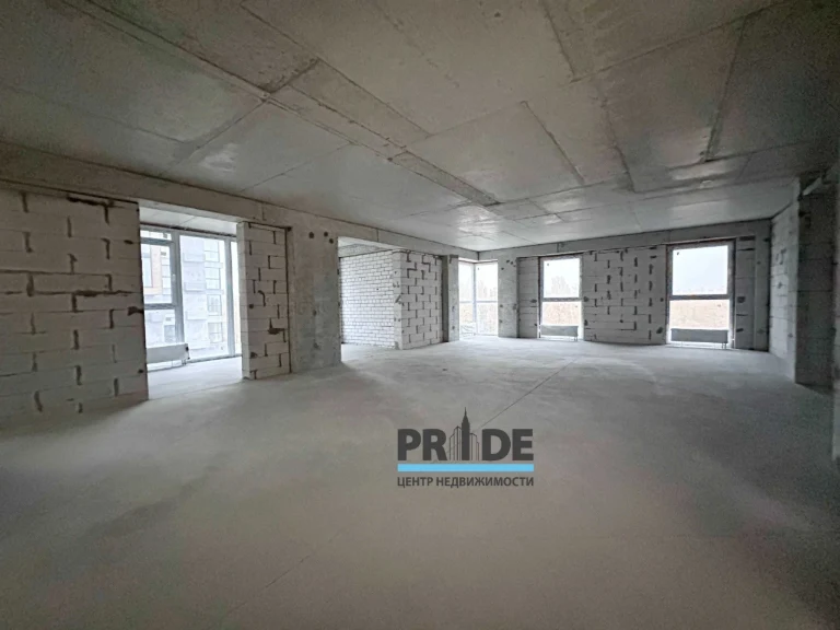For Sale: 3-bedroom apartment, Victory-5, "Fifth Continent" Residence