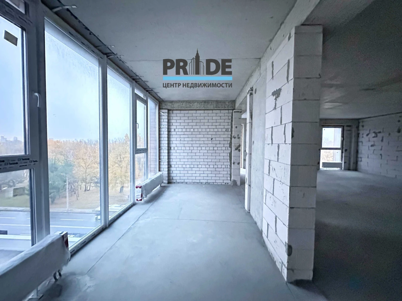 For Sale: 3-bedroom apartment, Victory-5, "Fifth Continent" Residence