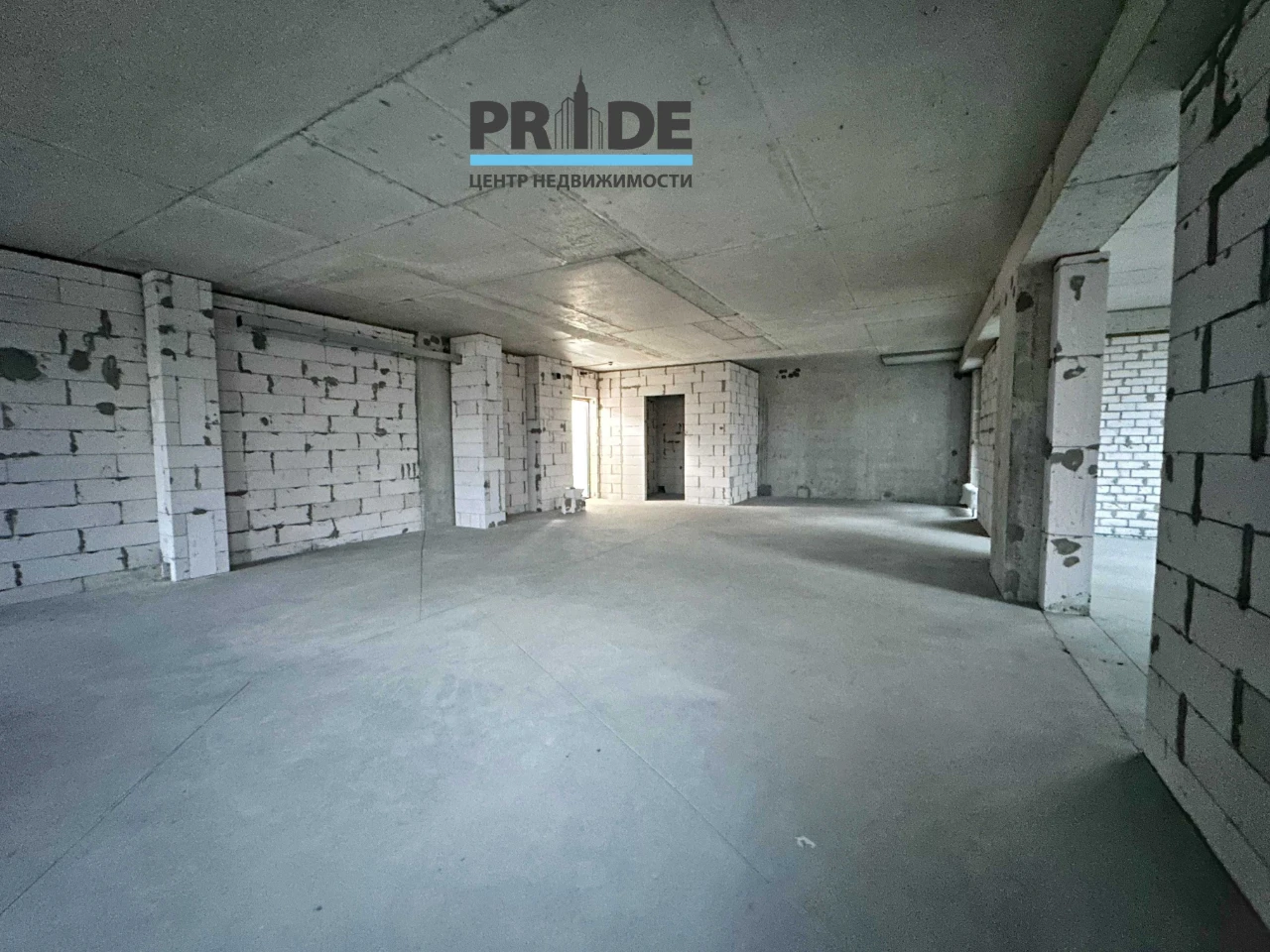 For Sale: 3-bedroom apartment, Victory-5, "Fifth Continent" Residence
