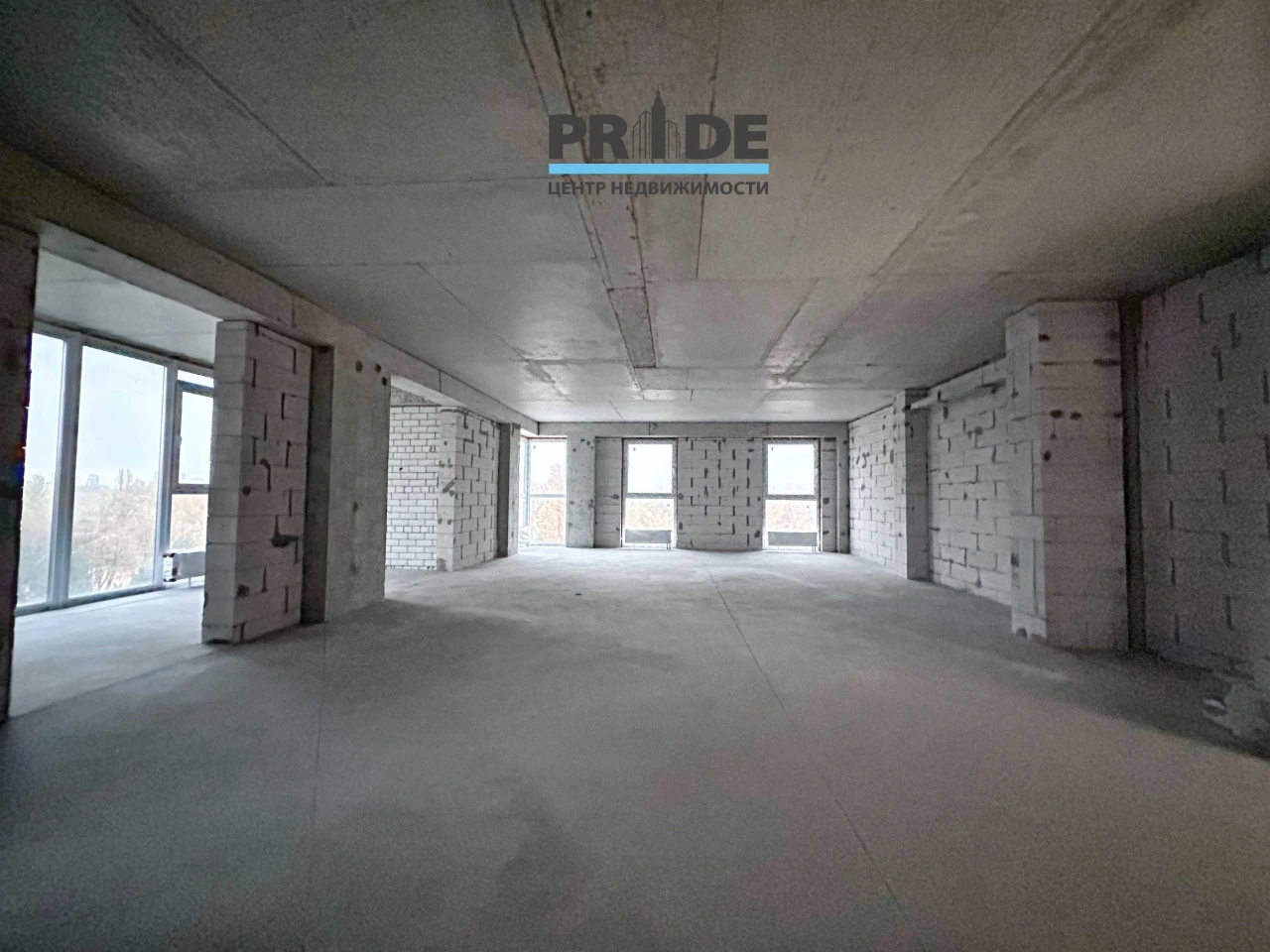 For Sale: 3-bedroom apartment, Victory-5, "Fifth Continent" Residence