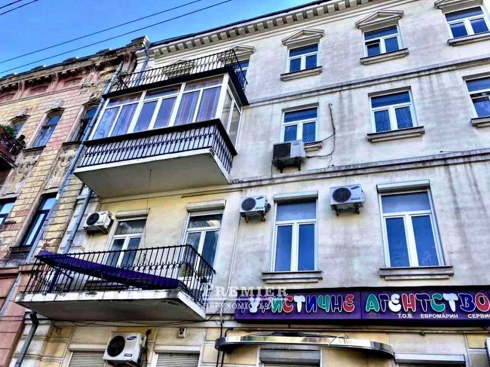 Apartment. Odessa, Velika Arnautskaya Street