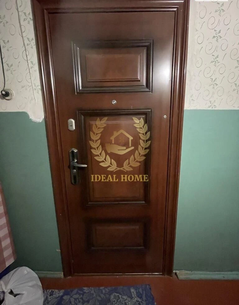 Продаж 2 к квартири з частковим ремонтом на Березняках