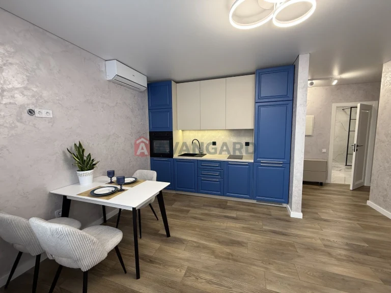 Stylish 1-room apartment for sale, Terracotta residential complex, Brat St.
