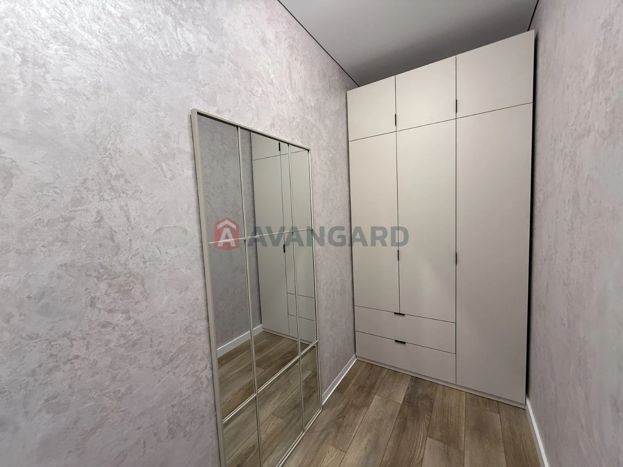 Stylish 1-room apartment for sale, Terracotta residential complex, Brat St.