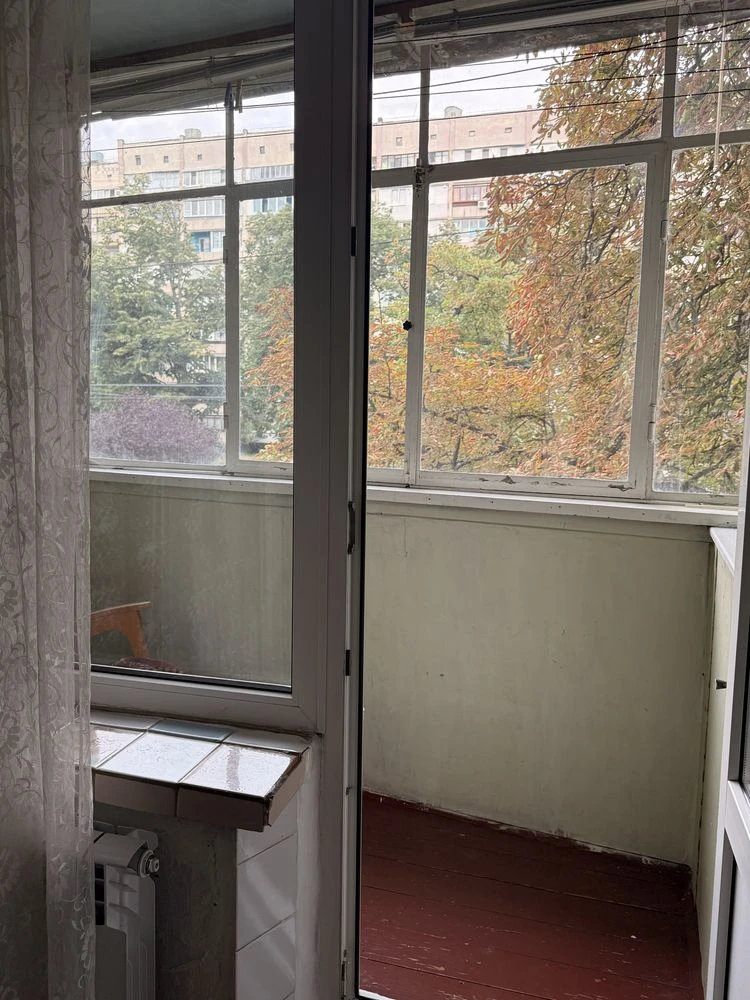 Sale of a 1-room apartment at Dmytro Pavlichko b.6 (Rokosovsky)