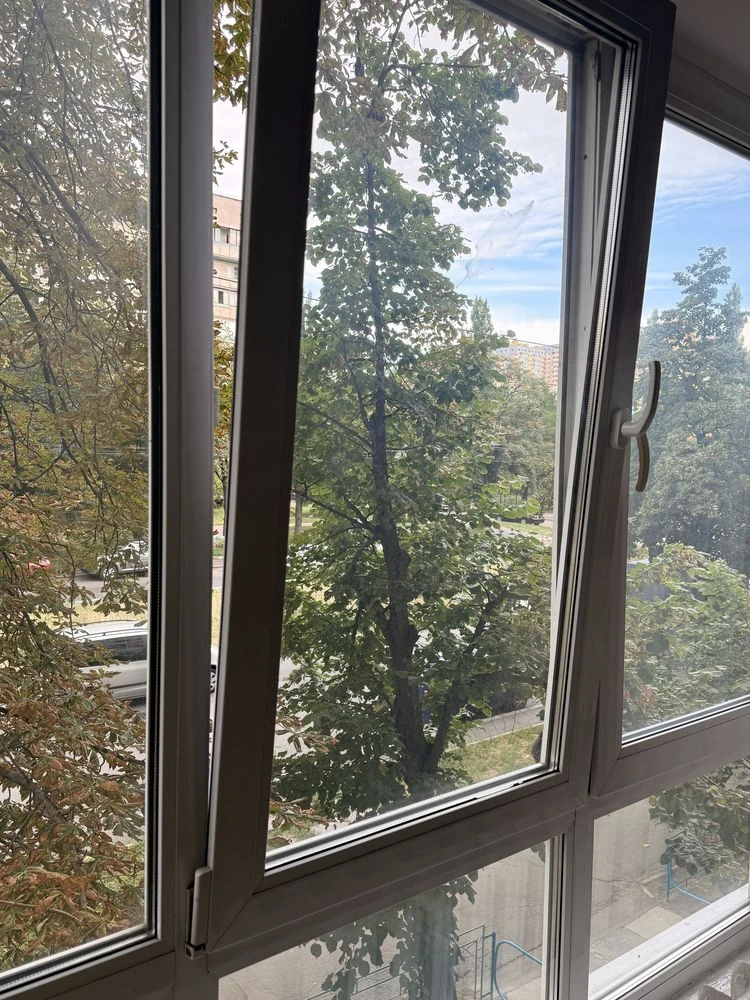Sale of a 1-room apartment at Dmytro Pavlichko b.6 (Rokosovsky)