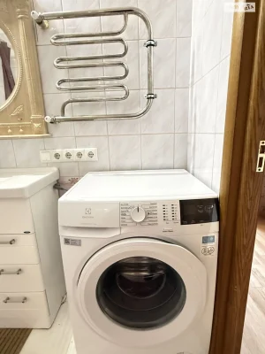 Довгострокова Аренда Квартири, Сирець