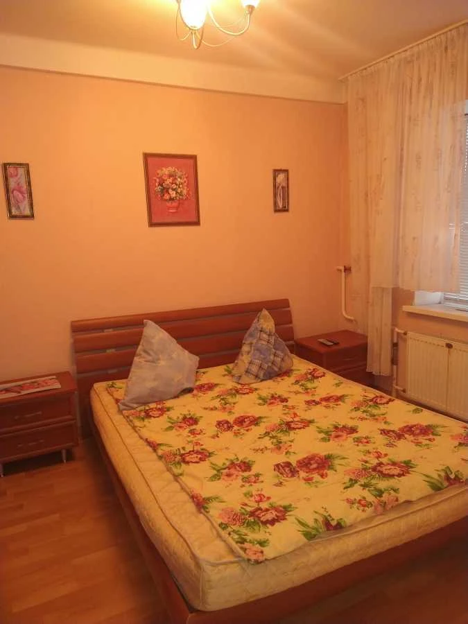 Аренда 3-комнатной квартиры 58 м², Энтузиастов ул.