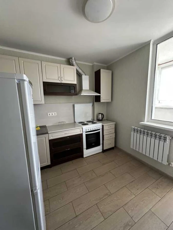 Сдается 1-комнатная квартира 36 м², улица Теодора Драйзера, 40