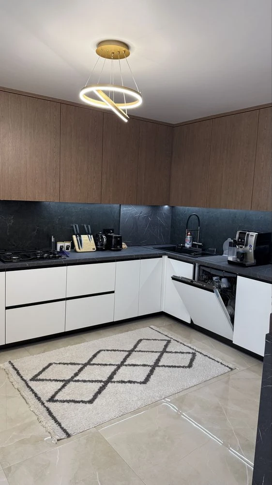 Sale of a 2-room apartment at 233 Zamarstynska Street with a