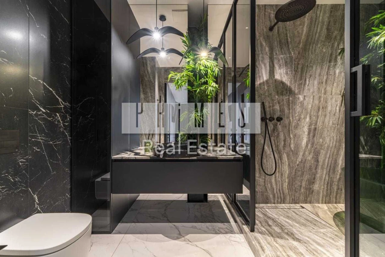 Продаж квартири з авторським ремонтом 88м ЖК Taryan Towers