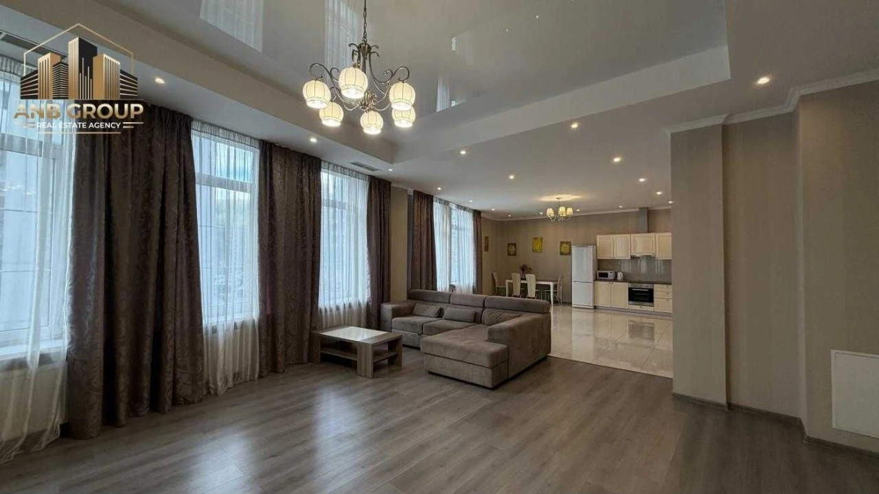 Продаж 2-кімнатного апартаменту-студії 159,2 м², вул. Болсунівська