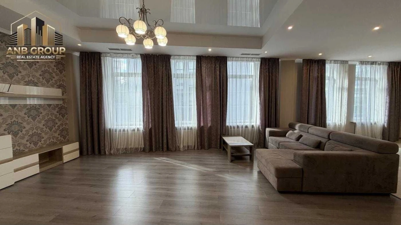 Продаж 2-кімнатного апартаменту-студії 159,2 м², вул. Болсунівська