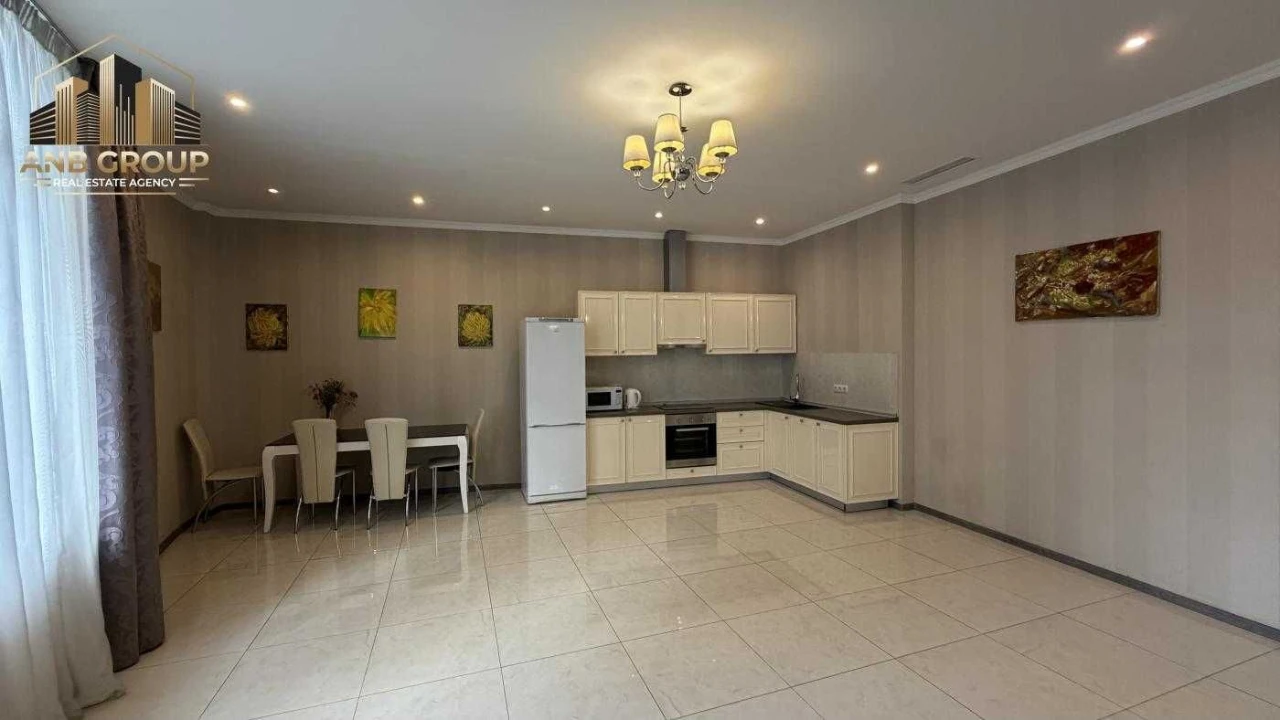 Продаж 2-кімнатного апартаменту-студії 159,2 м², вул. Болсунівська