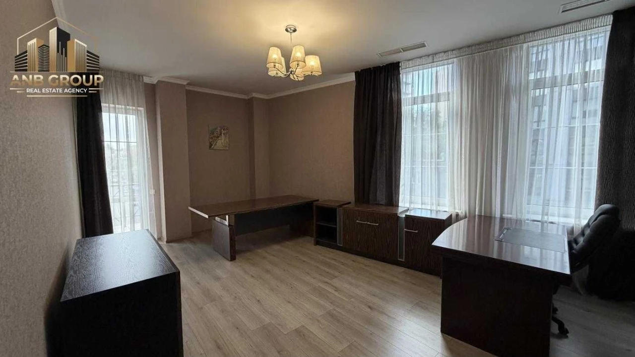 Продаж 2-кімнатного апартаменту-студії 159,2 м², вул. Болсунівська