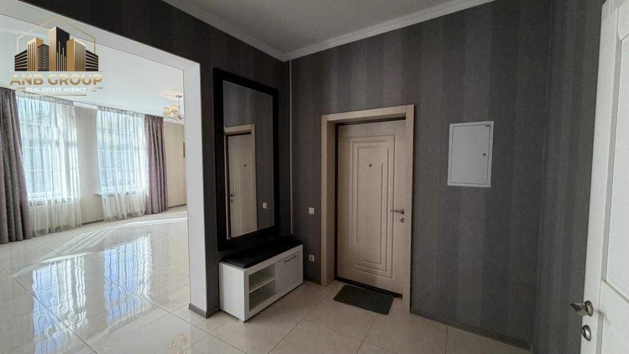 Продаж 2-кімнатного апартаменту-студії 159,2 м², вул. Болсунівська