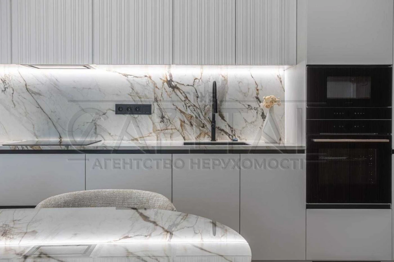 Sale / Apartment / 115 m2 / ЖК Ярославів Град / Шевченківсь