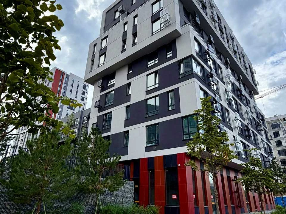 Apartment. Kyiv, Brativ Shemetiv St., (Building 227)