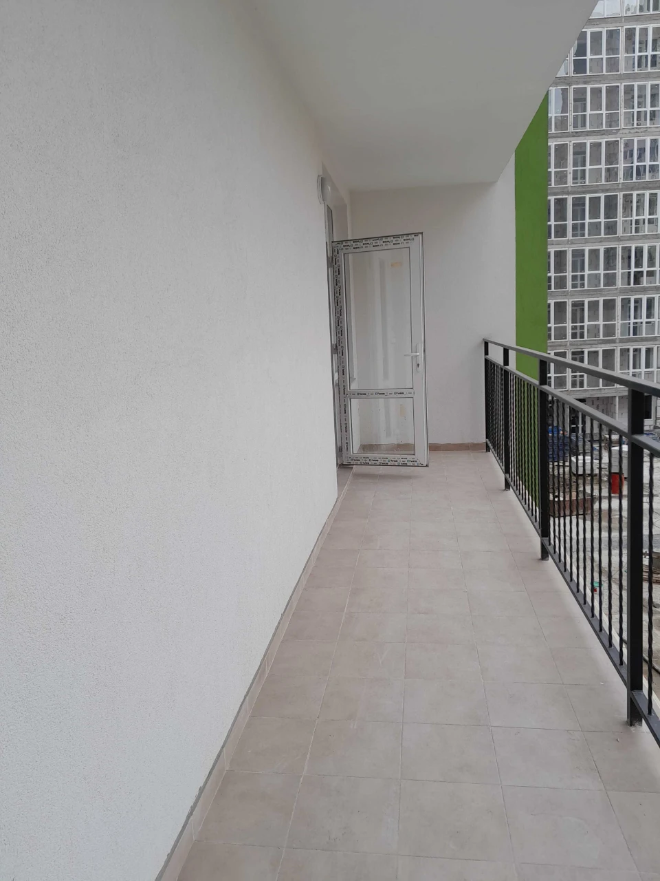 Продам 2-х ком. квартиру в новом доме в Центре.
