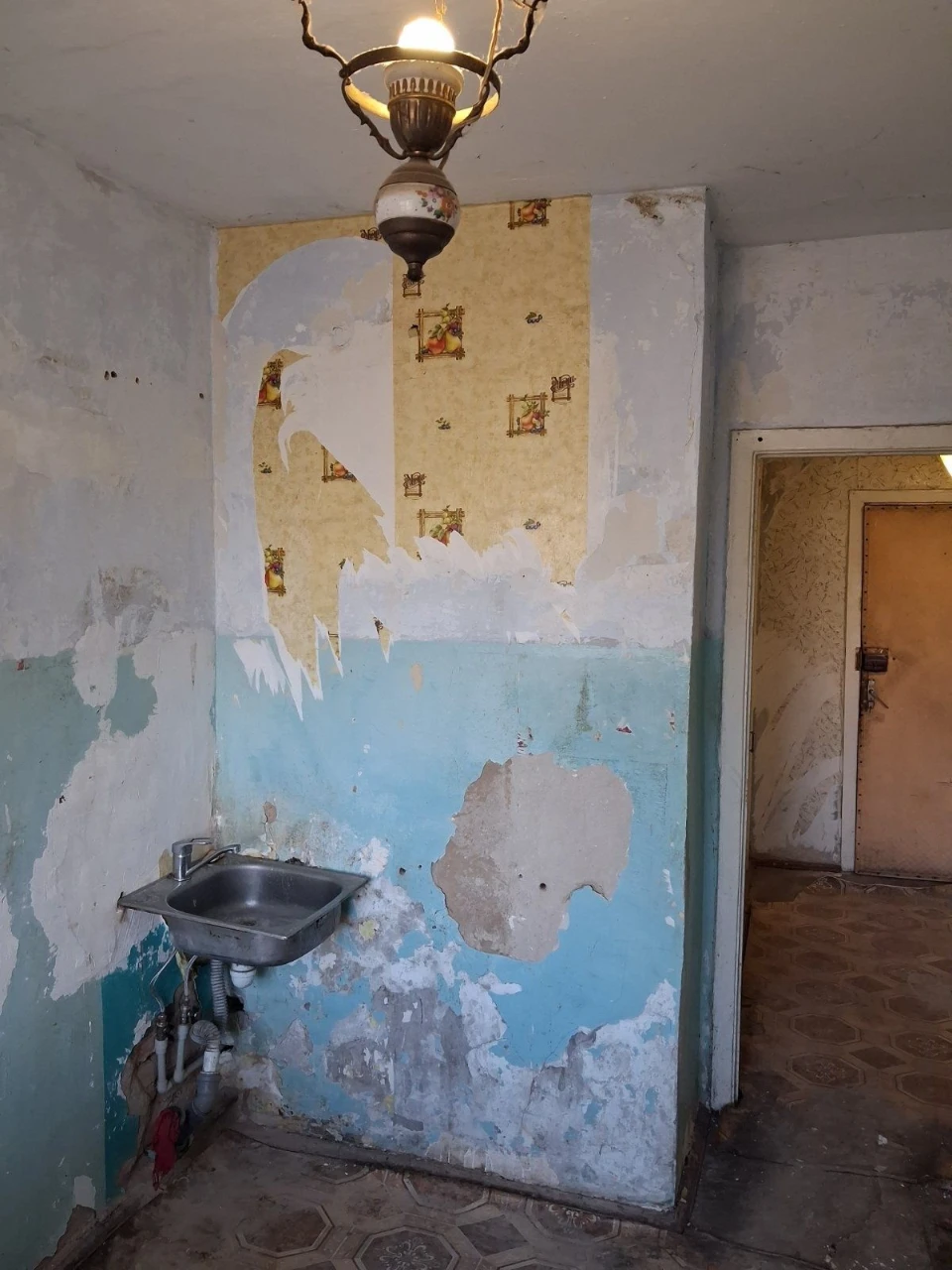 Продается 1-комнатная квартира, 1 этаж, Люстдорфская дорога