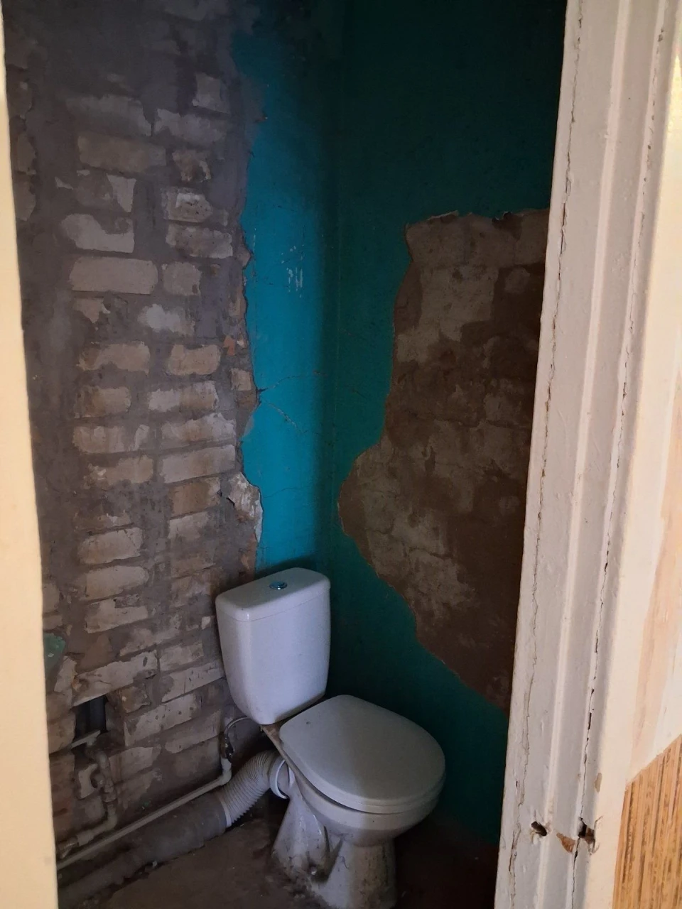 Продается 1-комнатная квартира, 1 этаж, Люстдорфская дорога