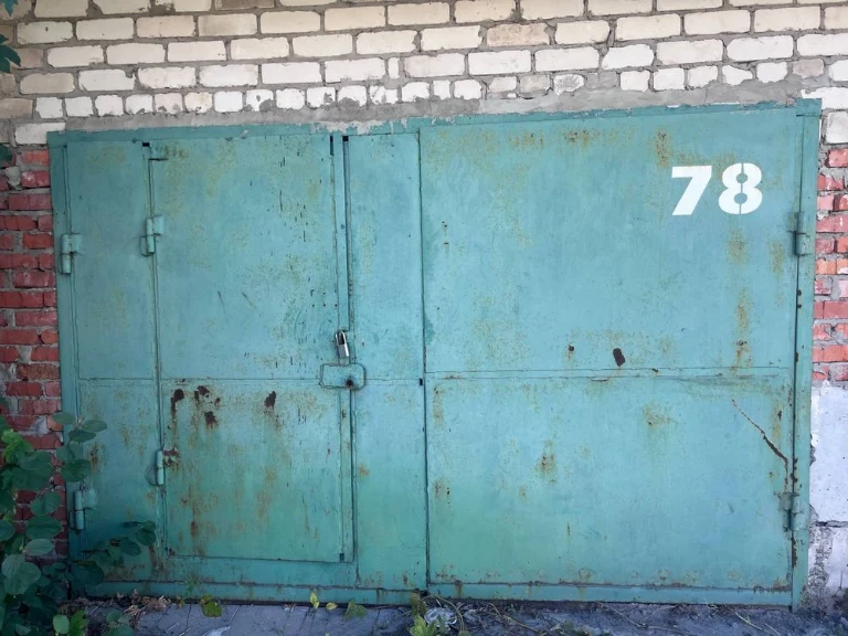 For sale garage, garage