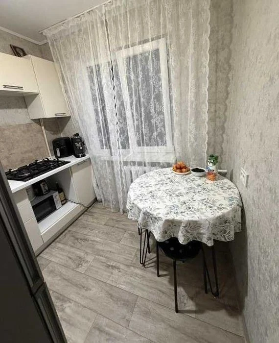 Продам 1-комнатную квартиру на Черемушках, ул. Инглеи.  время
