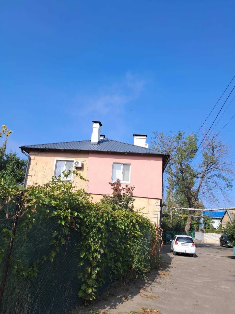 Продам 1 но комнатную квартиру в Лузановке Сталинка