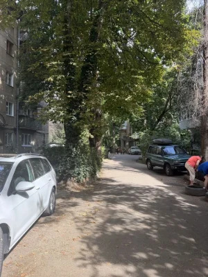 3х кімнатна квартира на 5 ст Великого Фонтану, середній пове