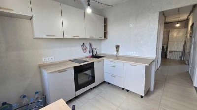Продам 2-комнатную квартиру в кирпичном доме на Таирова. Ока