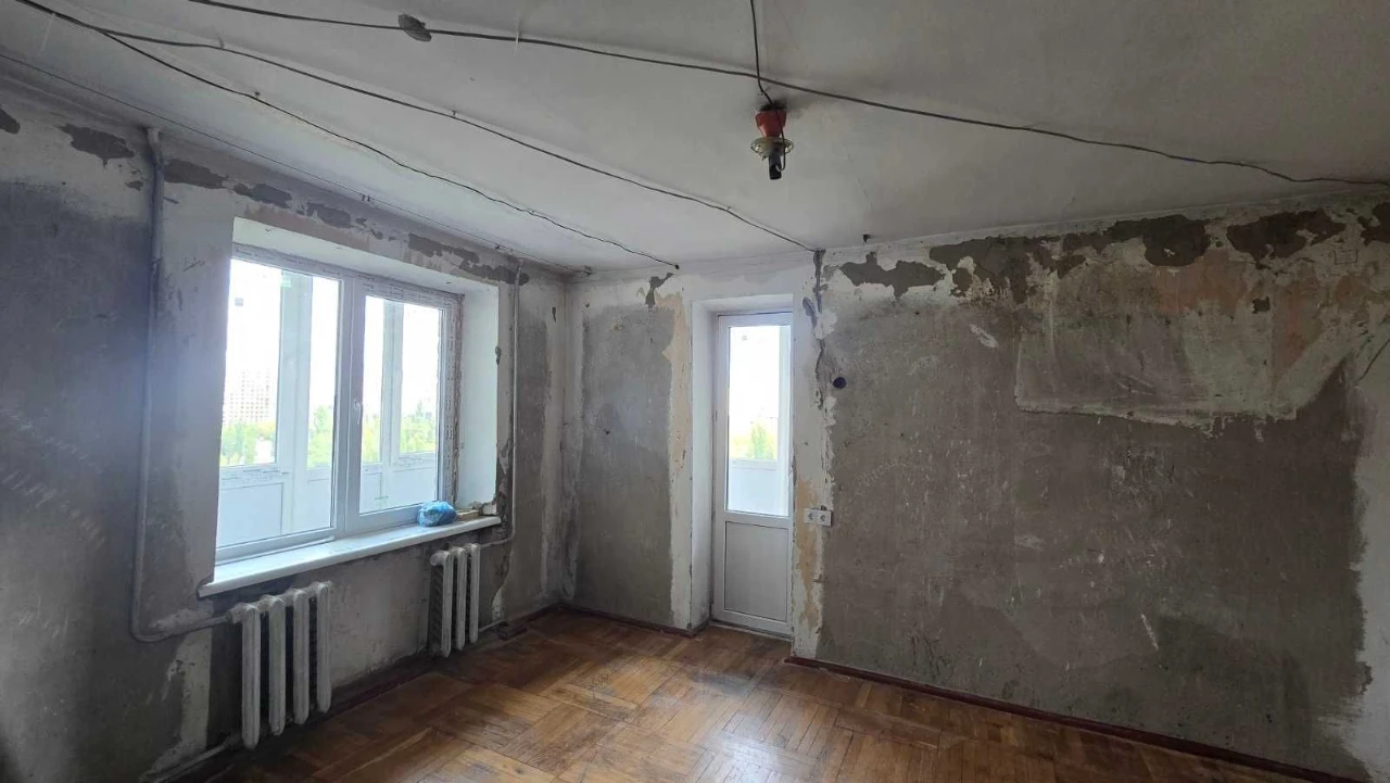 Продам 2-комнатную квартиру в кирпичном доме на Таирова. Ока