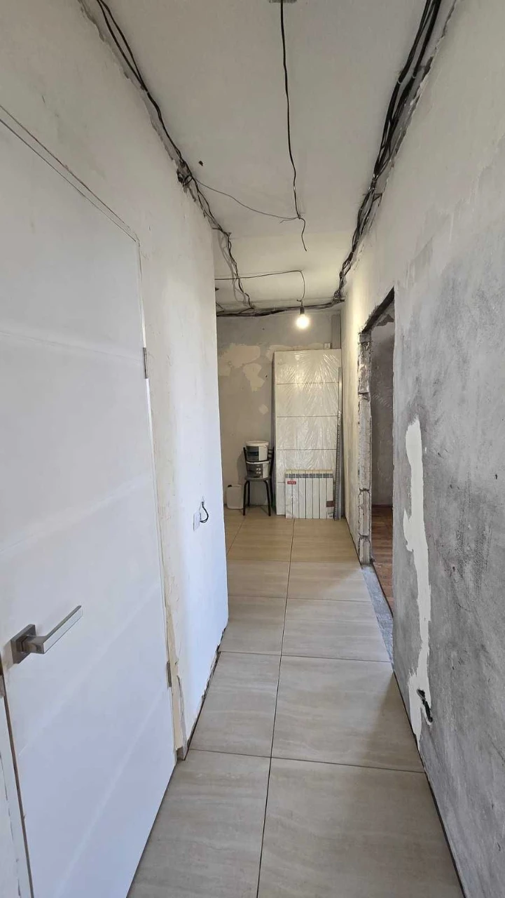 Продам 2-комнатную квартиру в кирпичном доме на Таирова. Ока