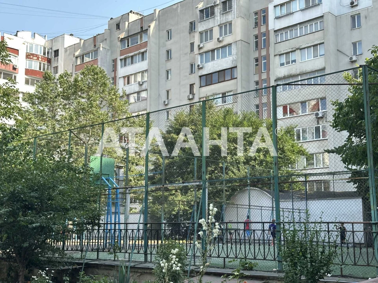 Простора 2-кімнатна квартира на вул. Палубна, Адміральський