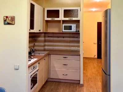 Сдается 2-комнатная квартира 76 м²