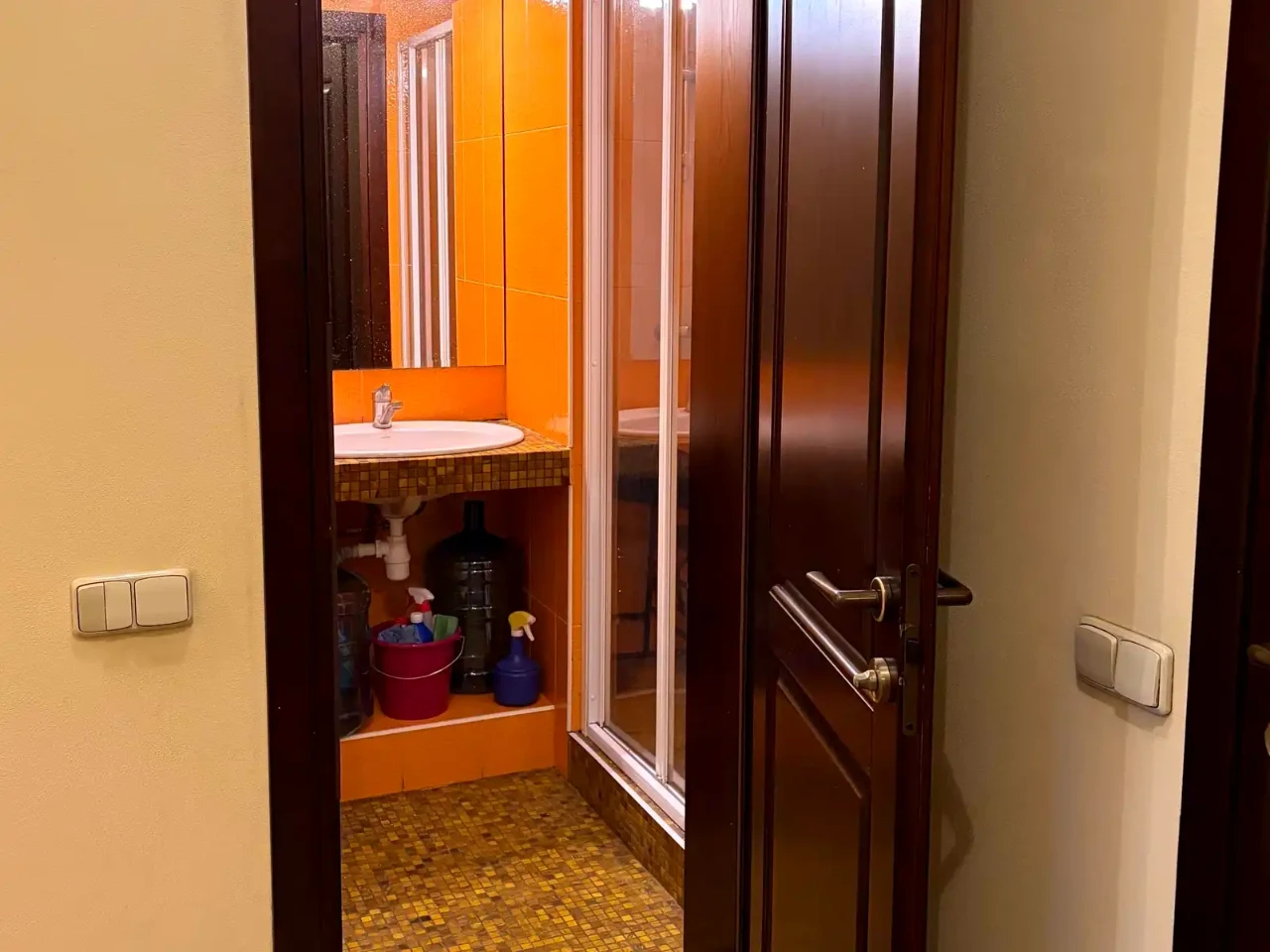 Сдается 2-комнатная квартира 76 м²