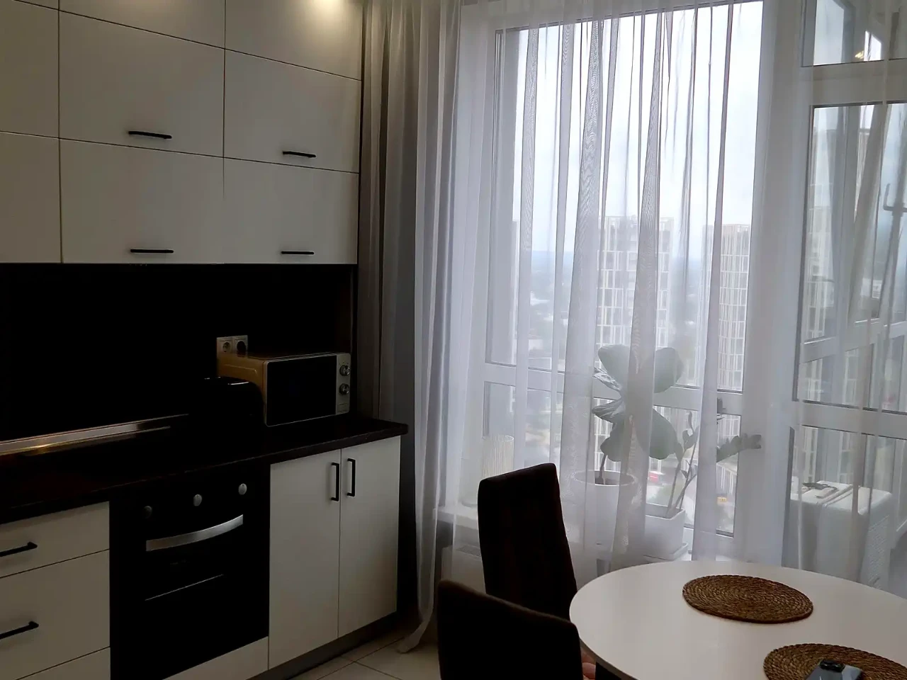 Rent 1-bedroom apartment 42 sq m, 24/25 floor