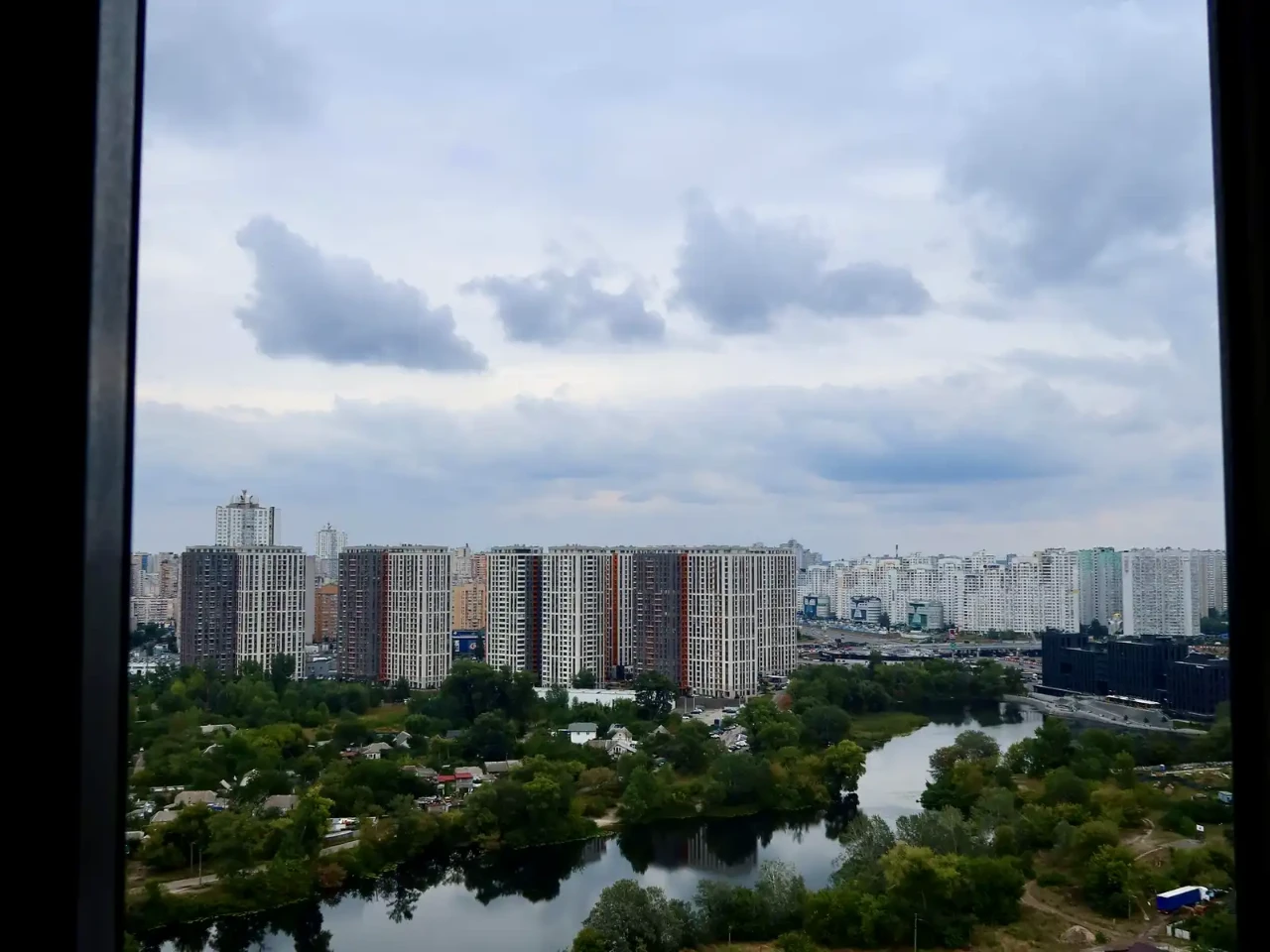 Rent 1-bedroom apartment 42 sq m, 24/25 floor