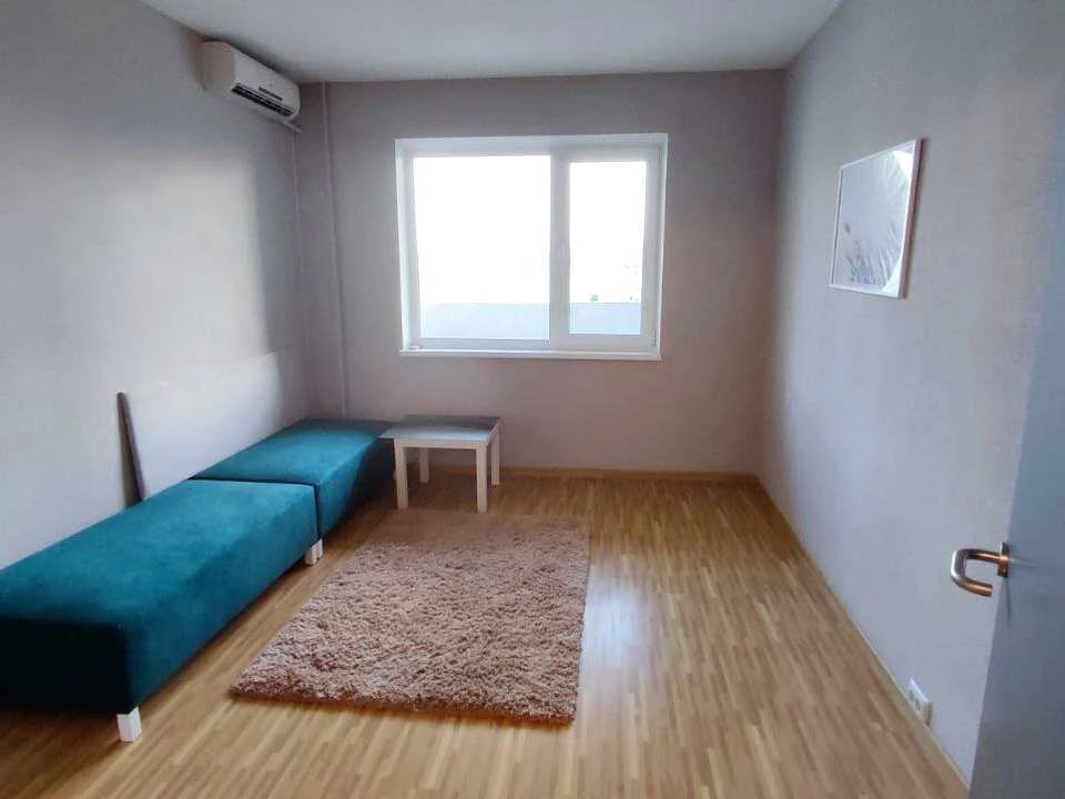 Apartment. Kharkiv Avenue, Kyiv