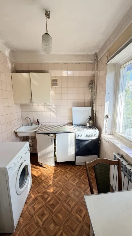 Продажа 4-комнатной квартиры, ул. Якуба Коласа 17, Борщаговка